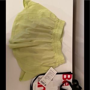 NWT Lululemon Track that MR short 5” lemon vibe 8